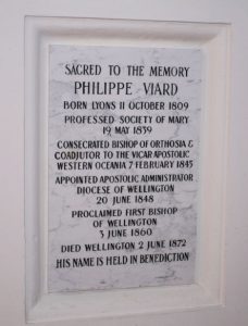 Apr13Viardplaque