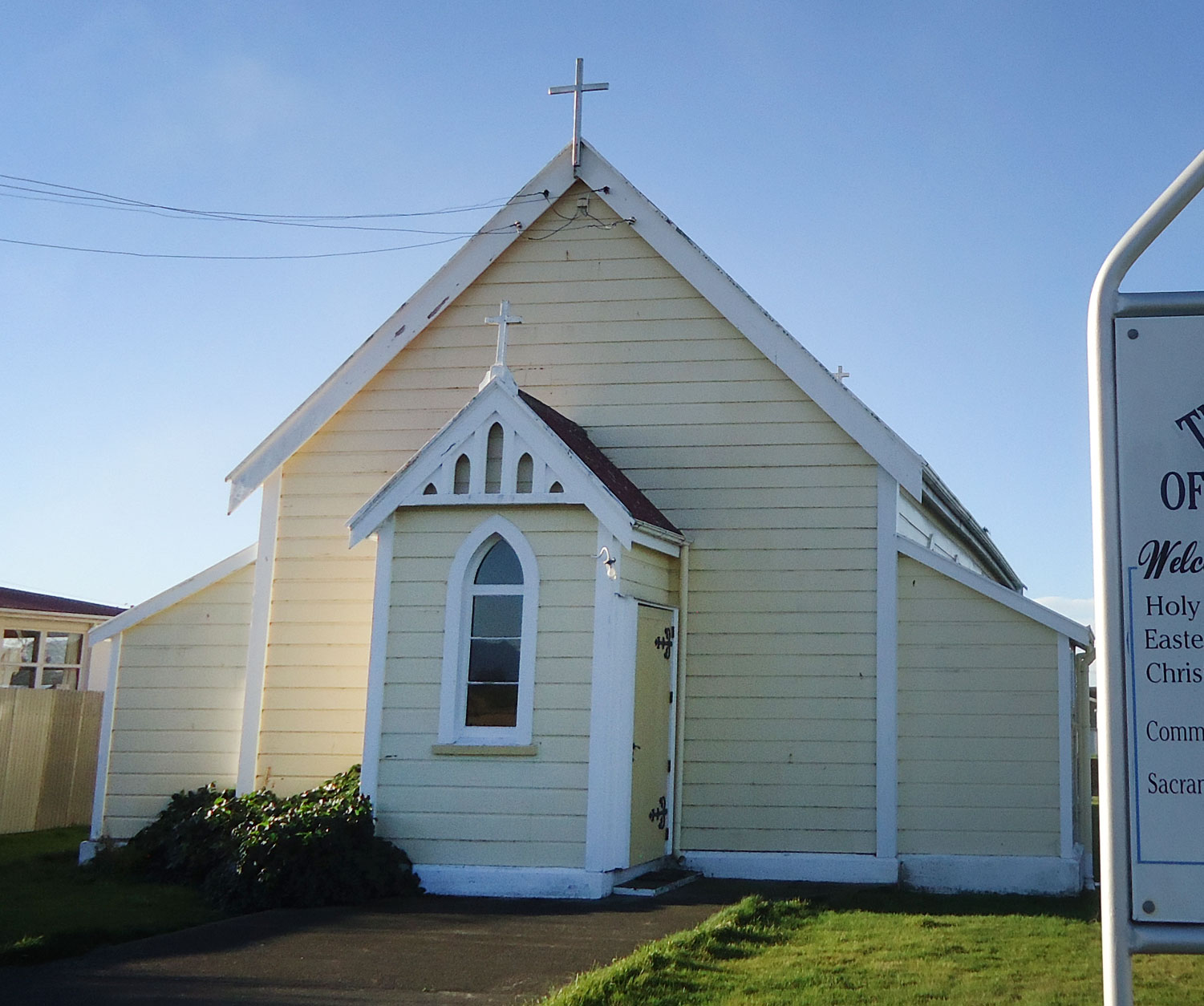 Quake too much for Seddon crucifix Archdiocese of Wellington