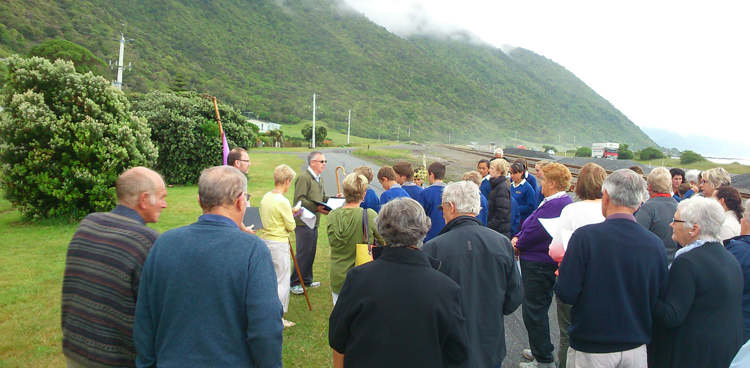 Year of Faith ends in pilgrimage Archdiocese of Wellington