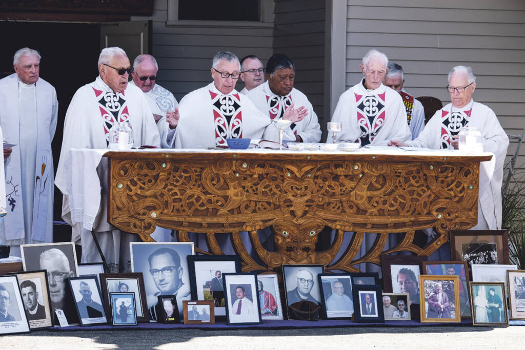 Hato Pāora College 75th Jubilee Archdiocese of Wellington Hato Pāora College 75th Jubilee Archdiocese of Wellington